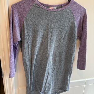LuLaRoe 3/4 Sleeve Tee in Gray and Purple
